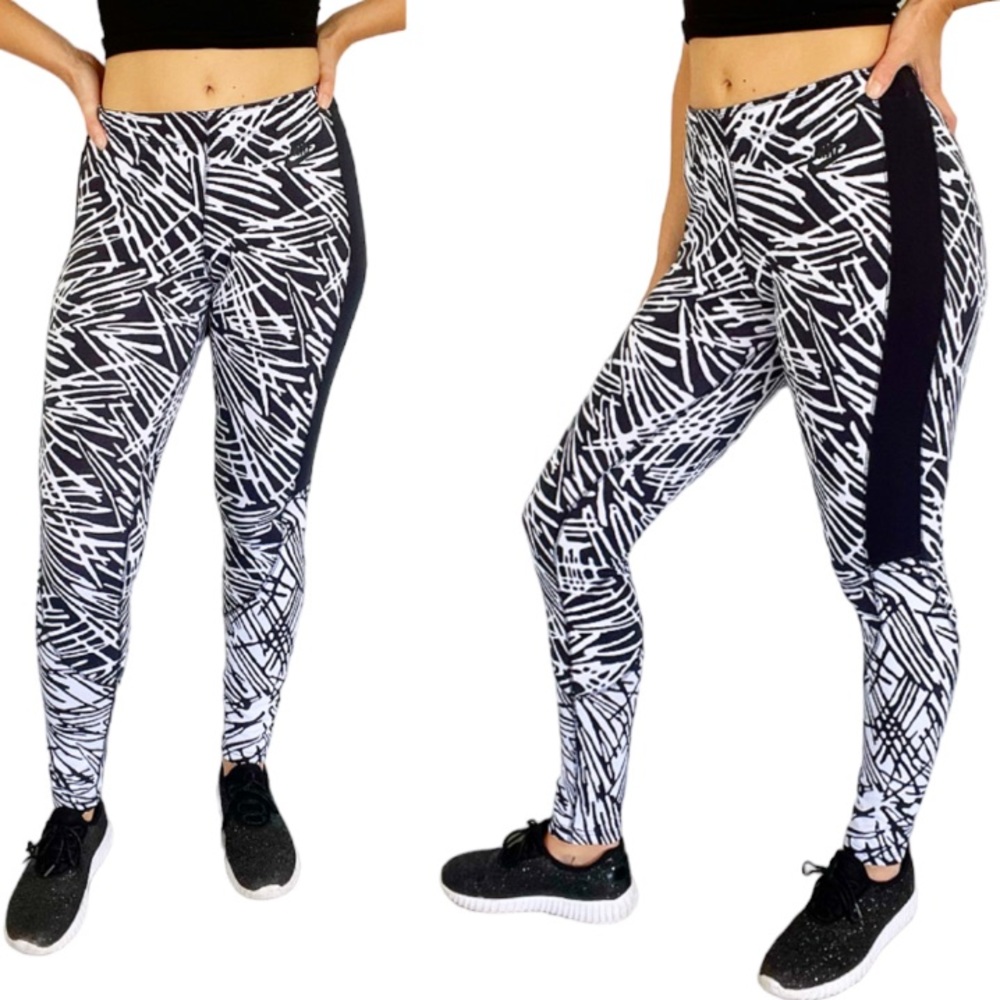Nike black white abstract full length cotton workout leggings size medium